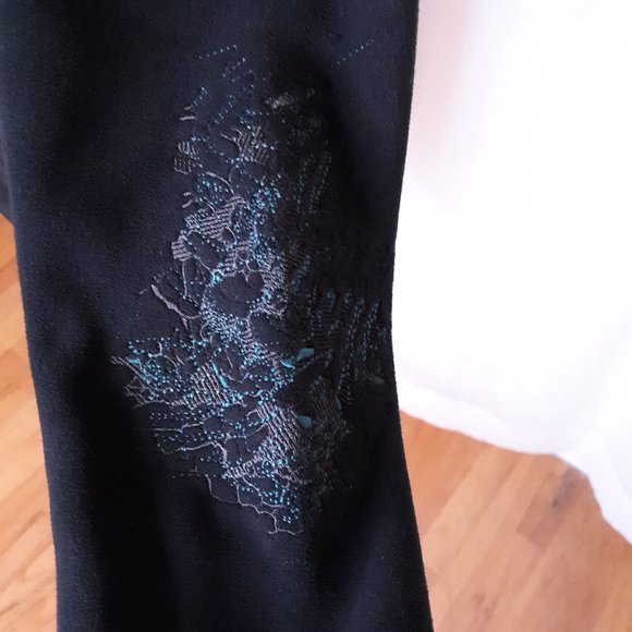 Mondetta Fleece Full Zip Teal Embroidered Sleeves - Picture 2 of 9